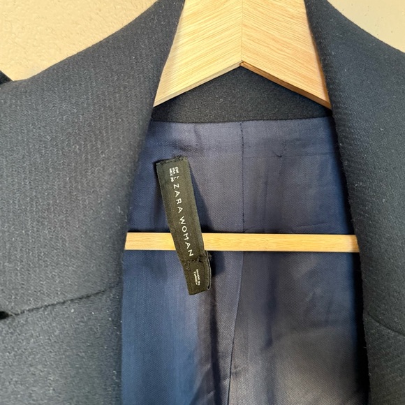 Zara Women's Navy Wool Double-Breasted Peacoat with Gold Buttons Size Large - Picture 13 of 14